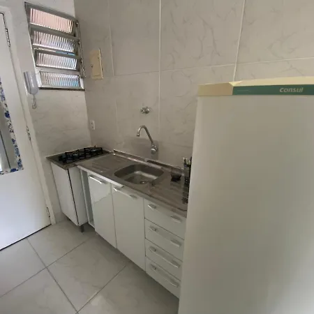 Studio Completo Na Praia De Copacabana Com Ar, Wifi, Netflix, Ate 4 Pessoas, Fundos Claro E Silencioso, Pauloangerami Pj135 里约热内卢 Exterior photo