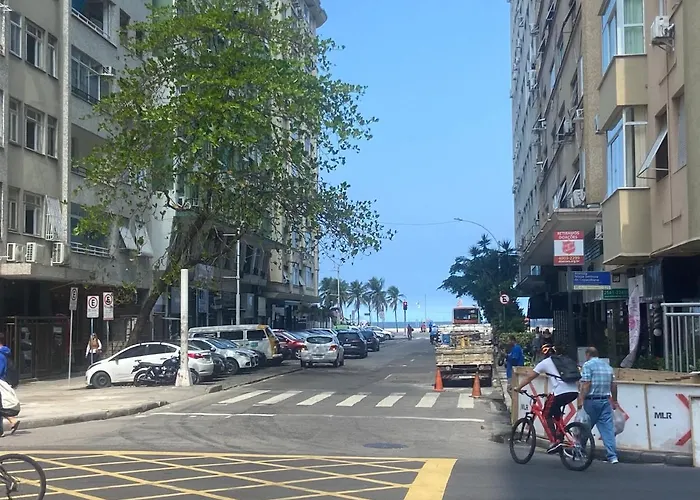 Studio Completo Na Praia De Copacabana Com Ar, Wifi, Netflix, Ate 4 Pessoas, Fundos Claro E Silencioso, Pauloangerami Pj135