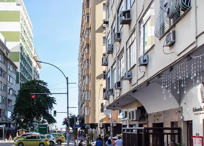 Studio Completo Na Praia De Copacabana Com Ar, Wifi, Netflix, Ate 4 Pessoas, Fundos Claro E Silencioso, Pauloangerami Pj135