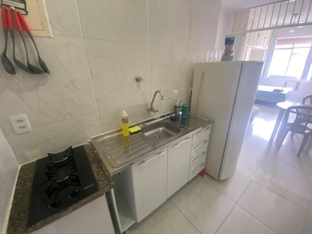 Copacabana: Beachfront Retreat With Modern Comforts 公寓 *